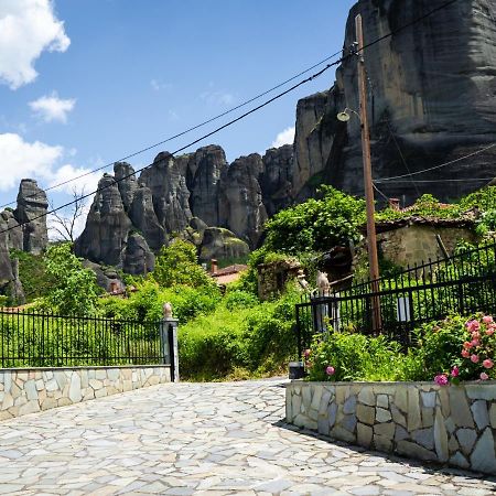 카스트라키온 Fani'S House Under Meteora 아파트 외부 사진